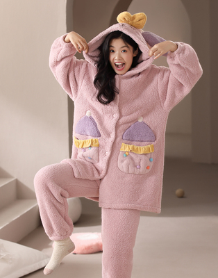 紫色游乐园毛绒家居服